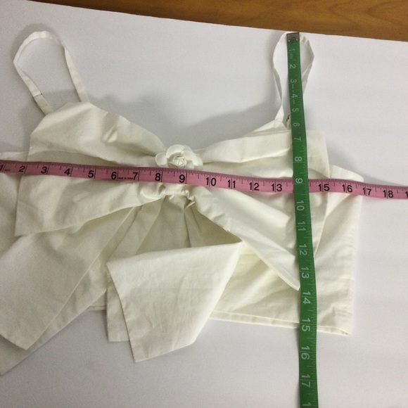 Chin Studio Floral Bow Spaghetti Strap Button Back Crop Top In Ivory Size M - Picture 6 of 6
